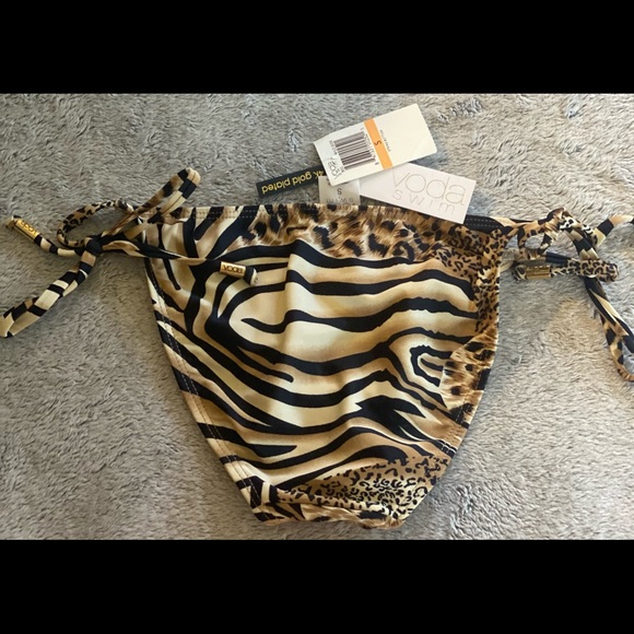 ✨Voda Swim NWT Bikini Bottom✨ - Picture 2 of 5